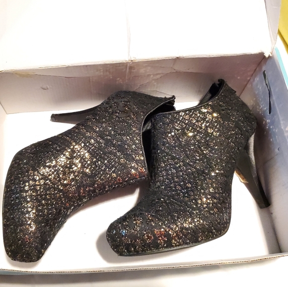 Lacey Shootie glittery heels - Picture 1 of 4
